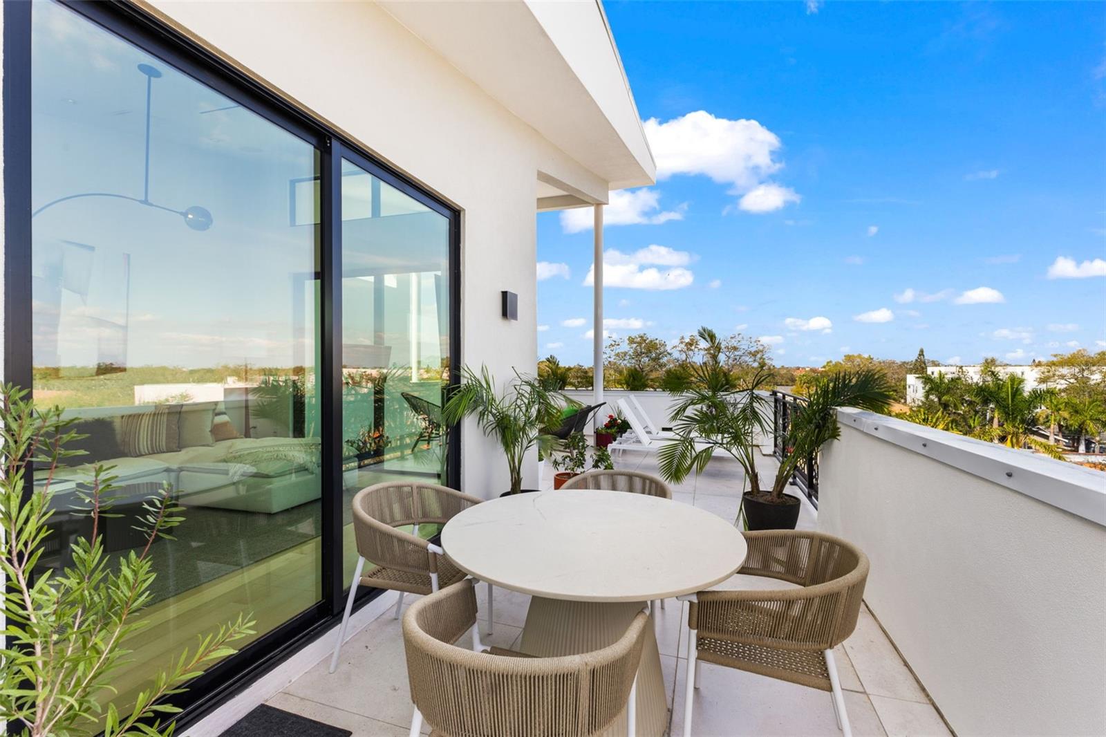 45 27TH St #1 ST PETERSBURG, FL 33712