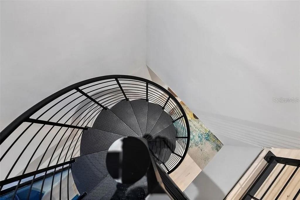 45 27TH St #1 ST PETERSBURG, FL 33712