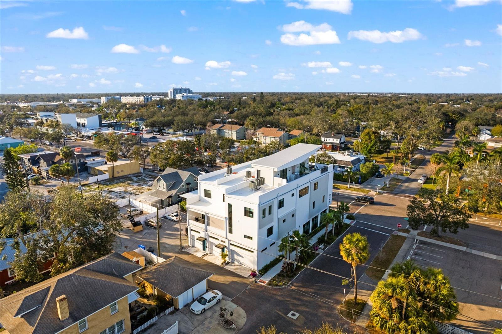 45 27TH St #1 ST PETERSBURG, FL 33712