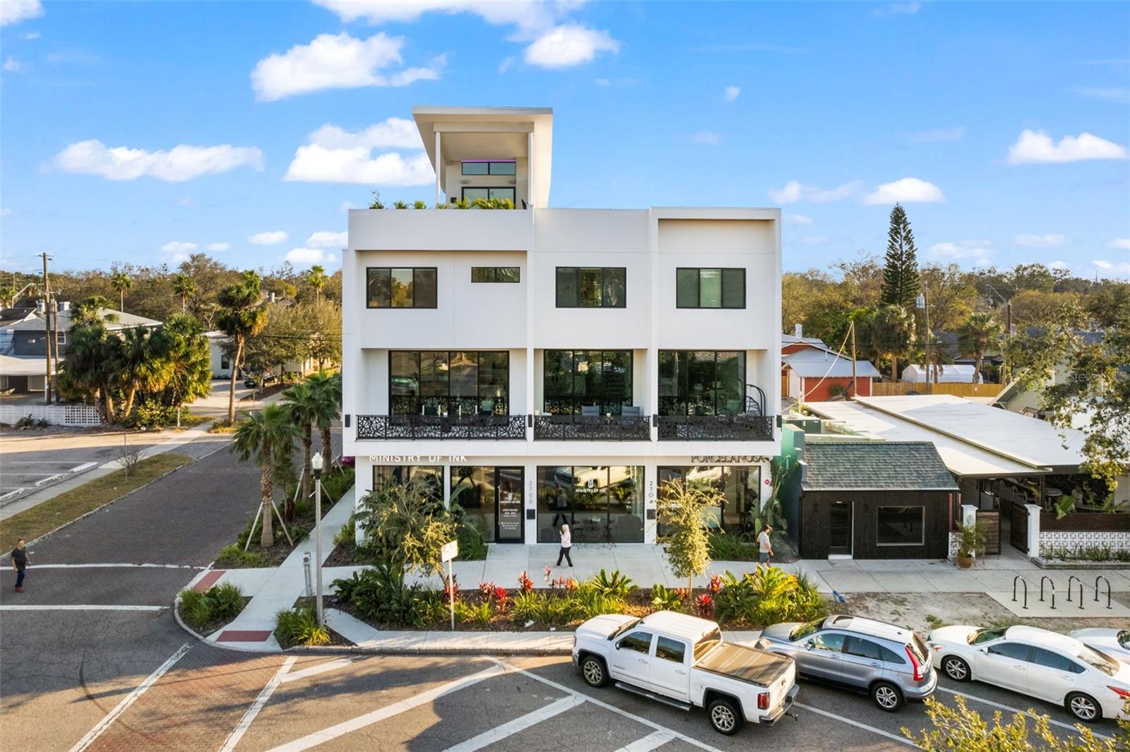 45 27TH St #1 ST PETERSBURG, FL 33712