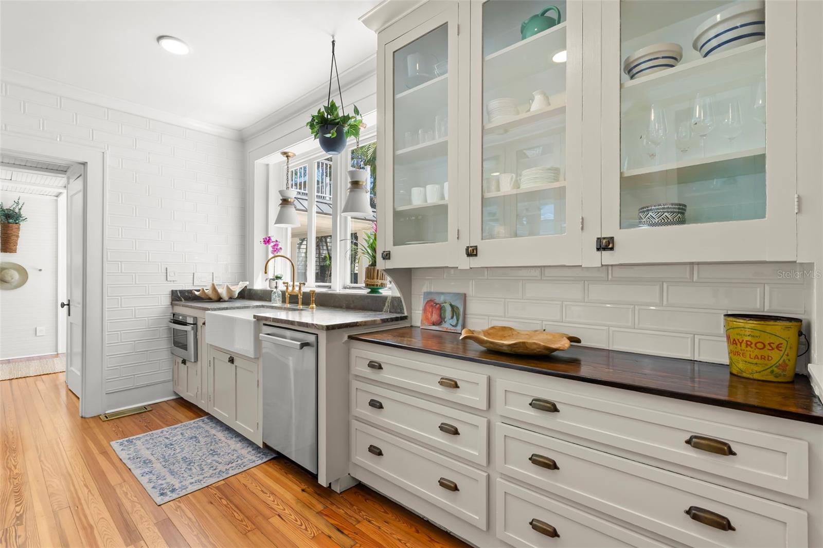 516 17TH Ave ST PETERSBURG, FL 33704