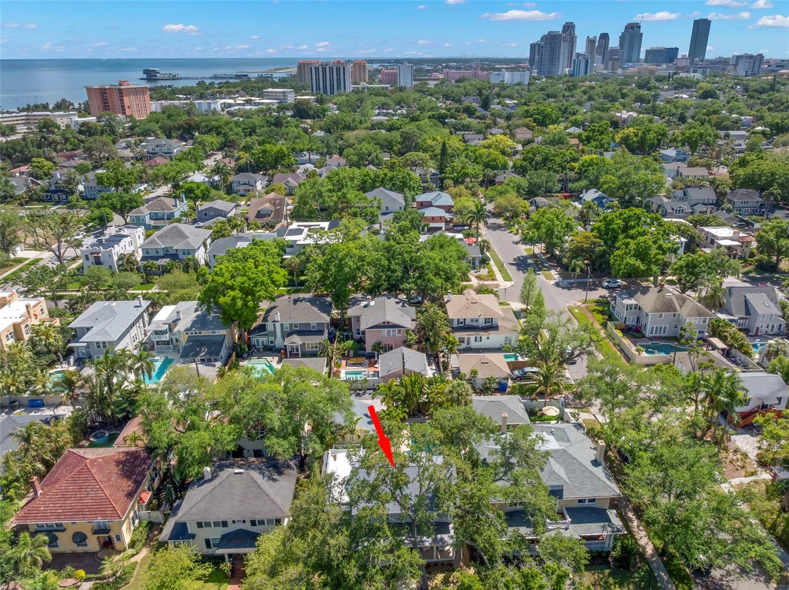 516 17TH Ave ST PETERSBURG, FL 33704