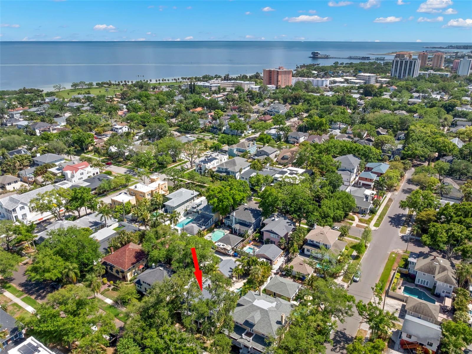 516 17TH Ave ST PETERSBURG, FL 33704