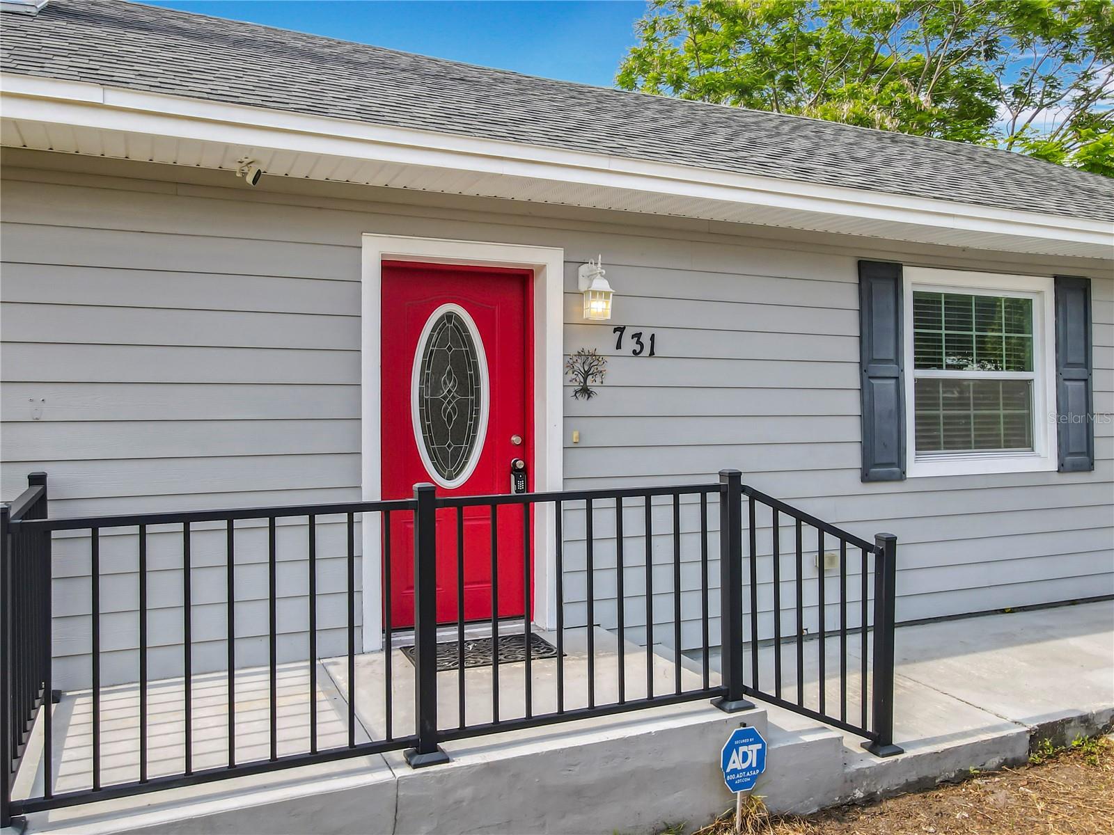 731 GUERNSEY St