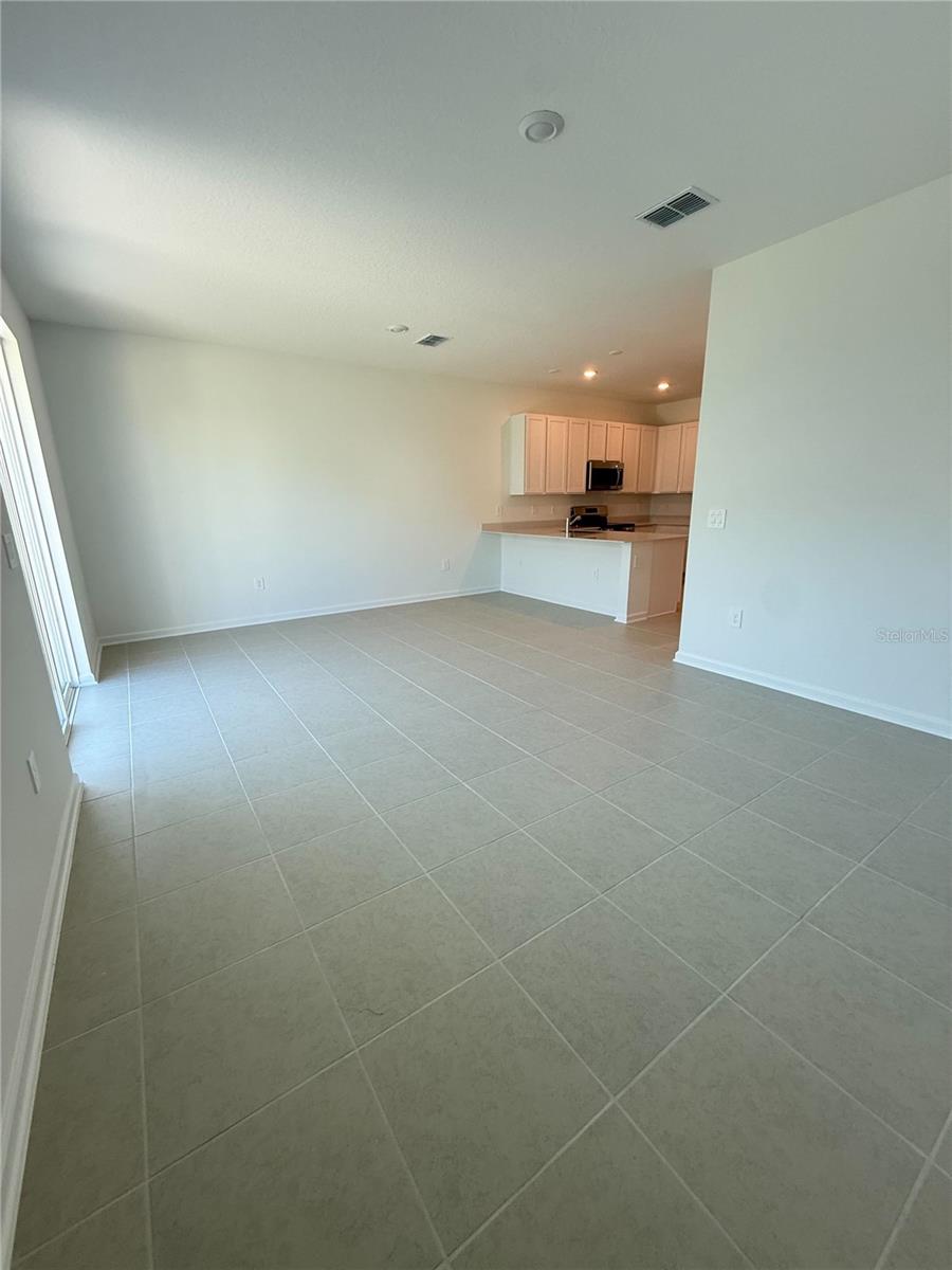 3072 CHROMATIC St KISSIMMEE, FL 34758