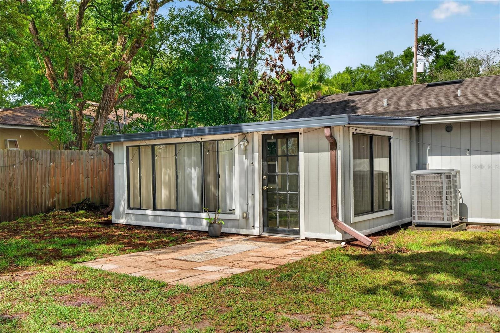 212 S GLENWOOD Ave ORLANDO, FL 32803
