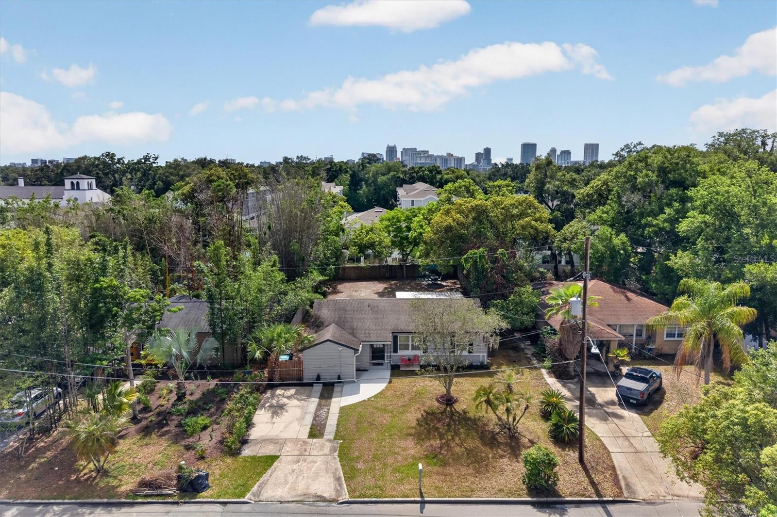 212 S GLENWOOD Ave ORLANDO, FL 32803