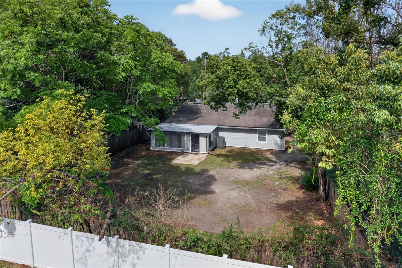 212 S GLENWOOD Ave ORLANDO, FL 32803