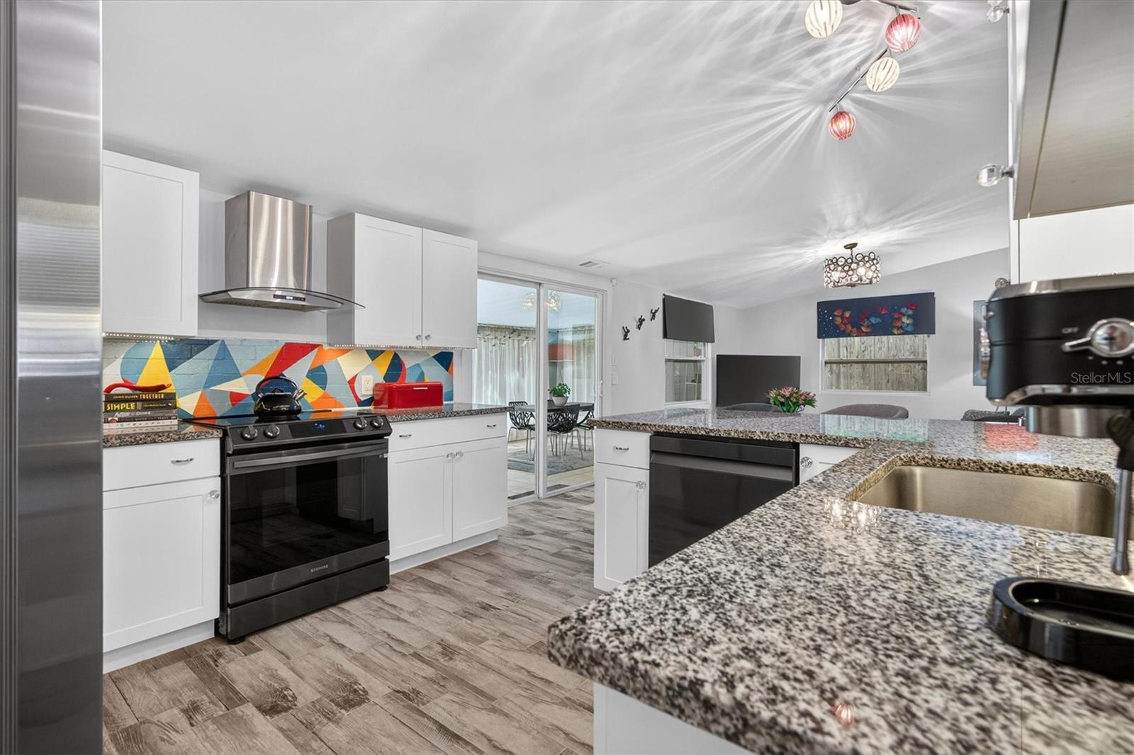 212 S GLENWOOD Ave ORLANDO, FL 32803