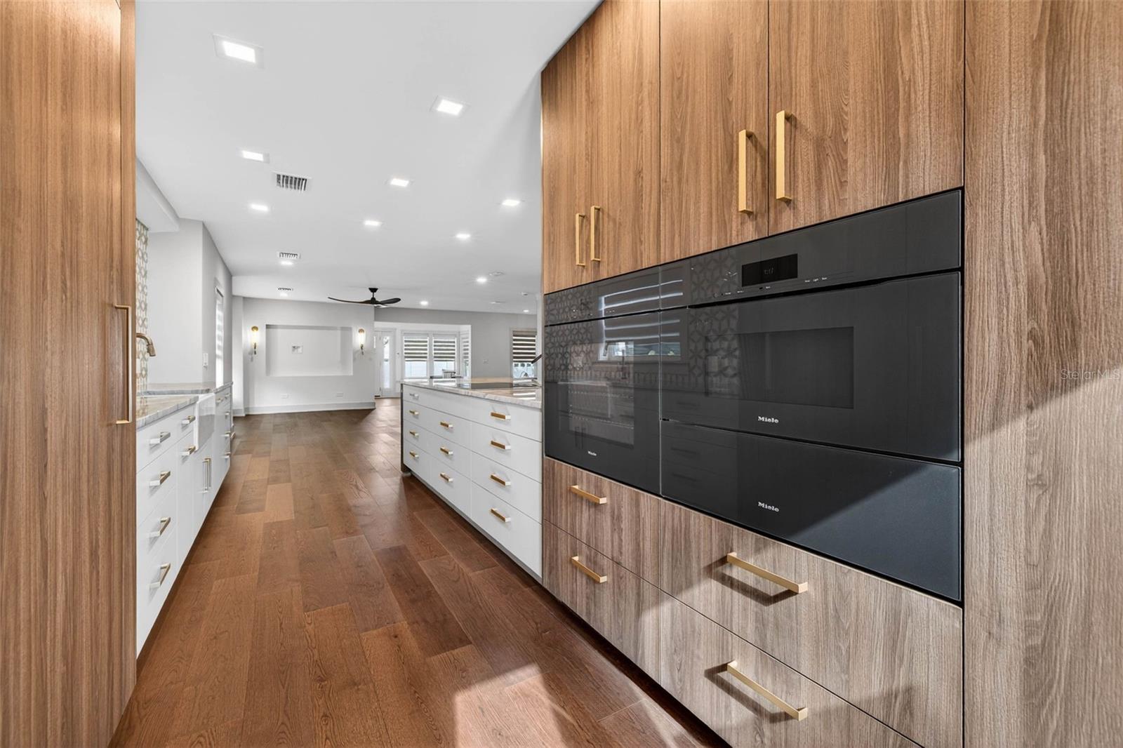 124 19TH Ave ST PETERSBURG, FL 33704