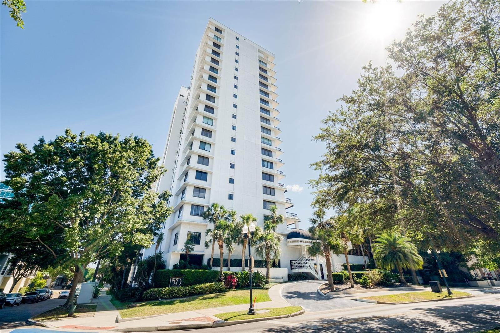530 E CENTRAL Blvd #1702