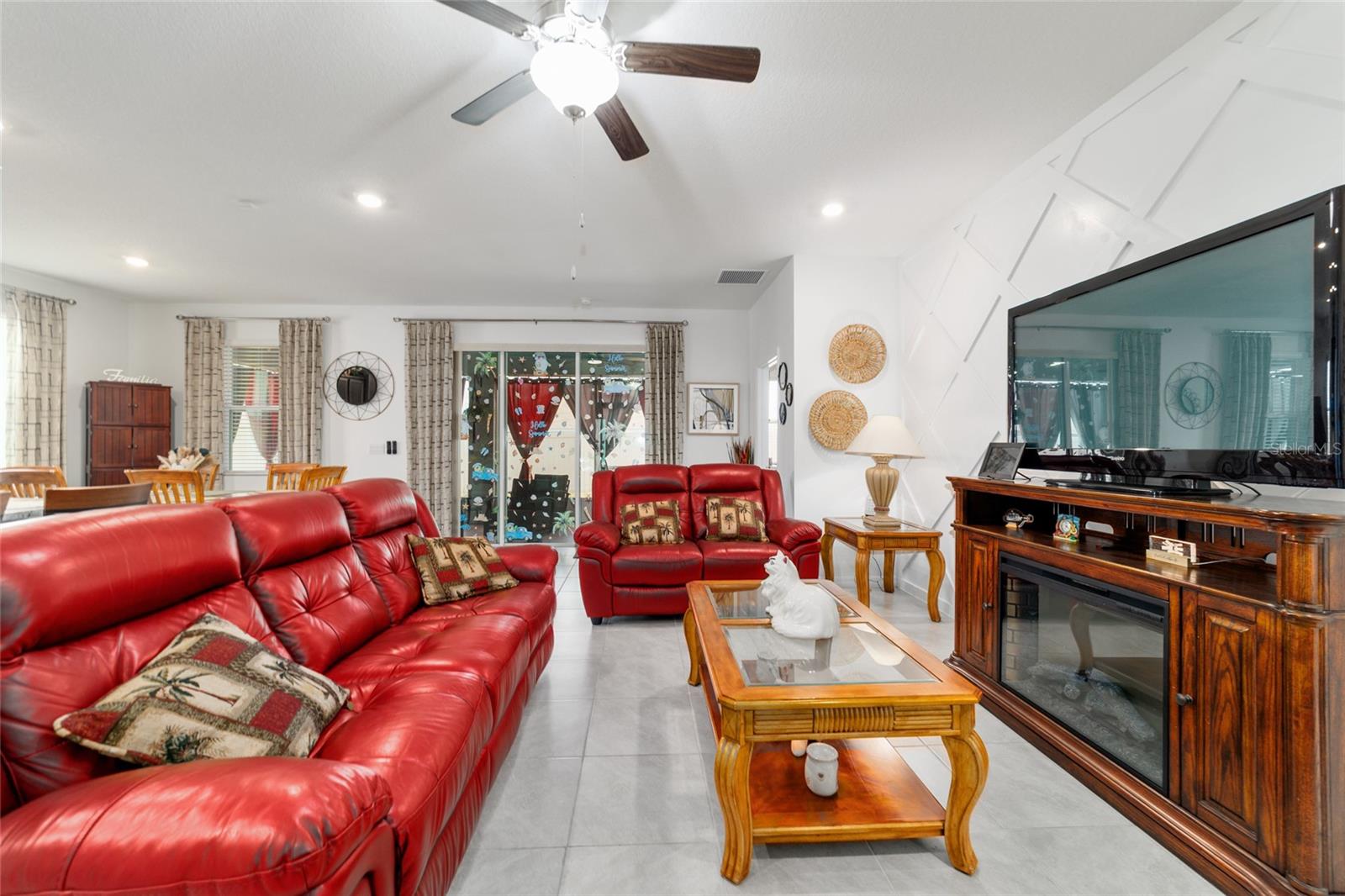 8611 SW 49TH Cir OCALA, FL 34476