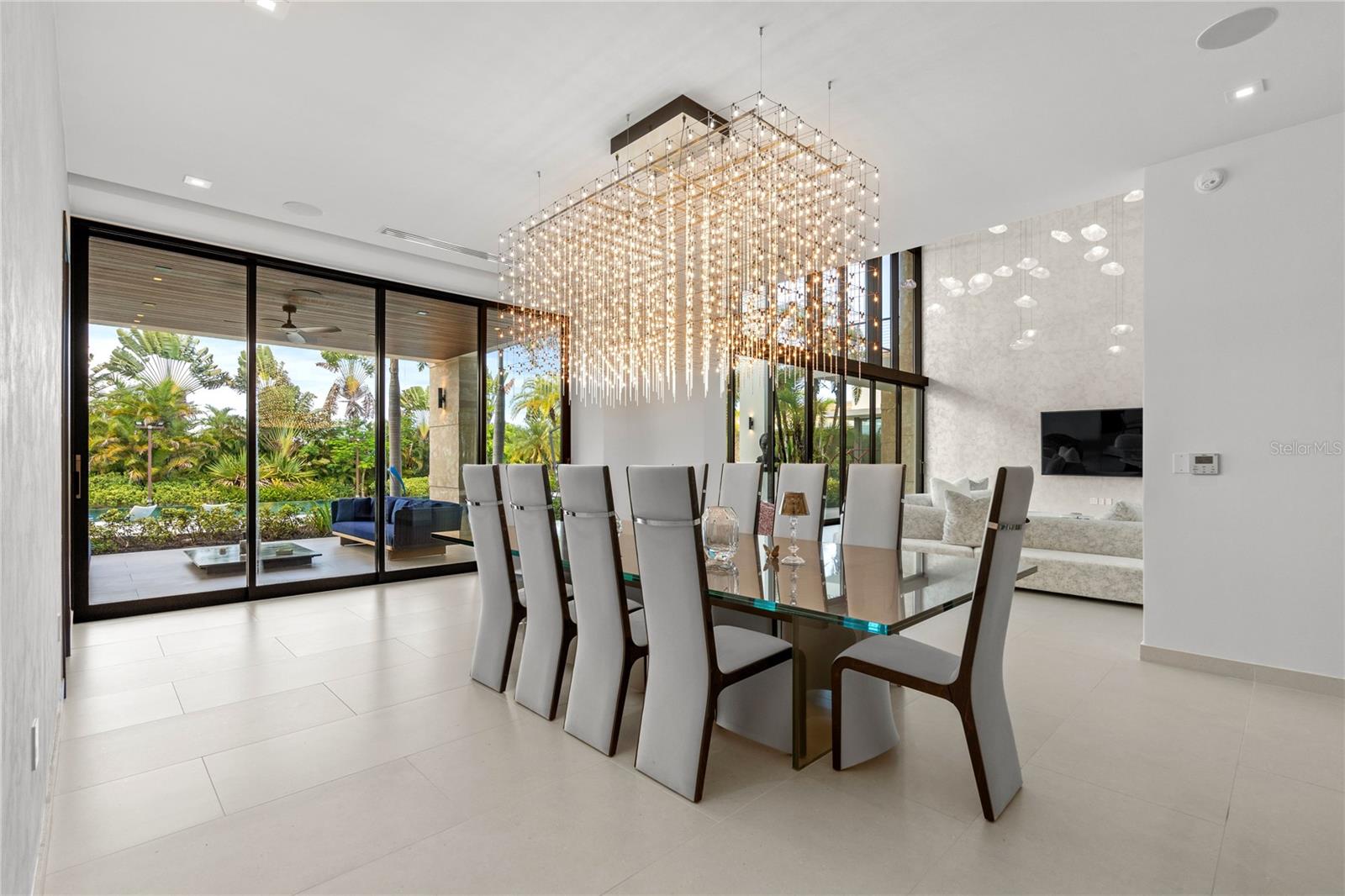 206 LEGACY DORADO, PR 00646