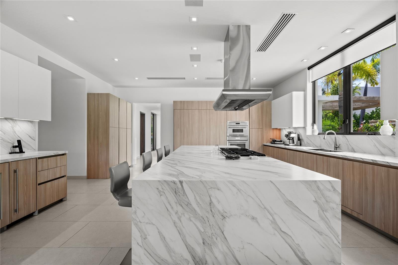 206 LEGACY DORADO, PR 00646