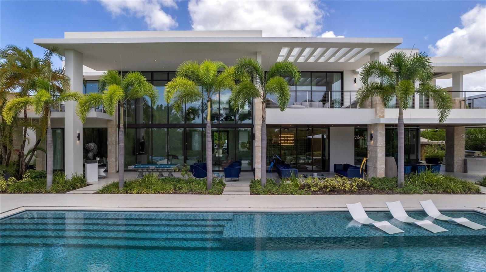 206 LEGACY DORADO, PR 00646