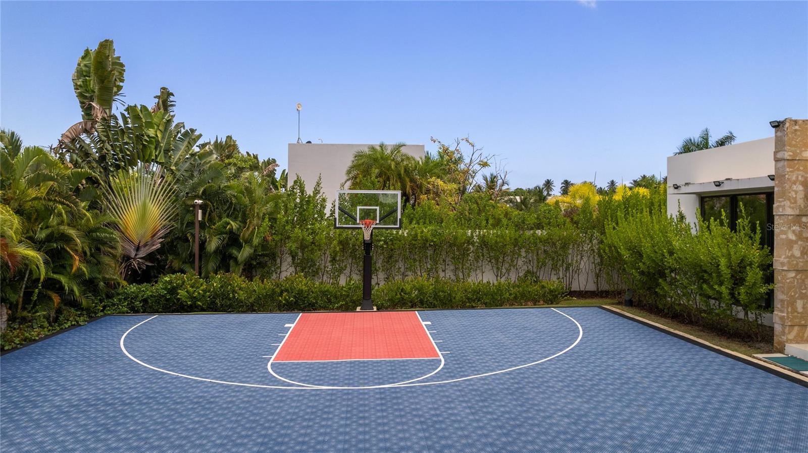 206 LEGACY DORADO, PR 00646