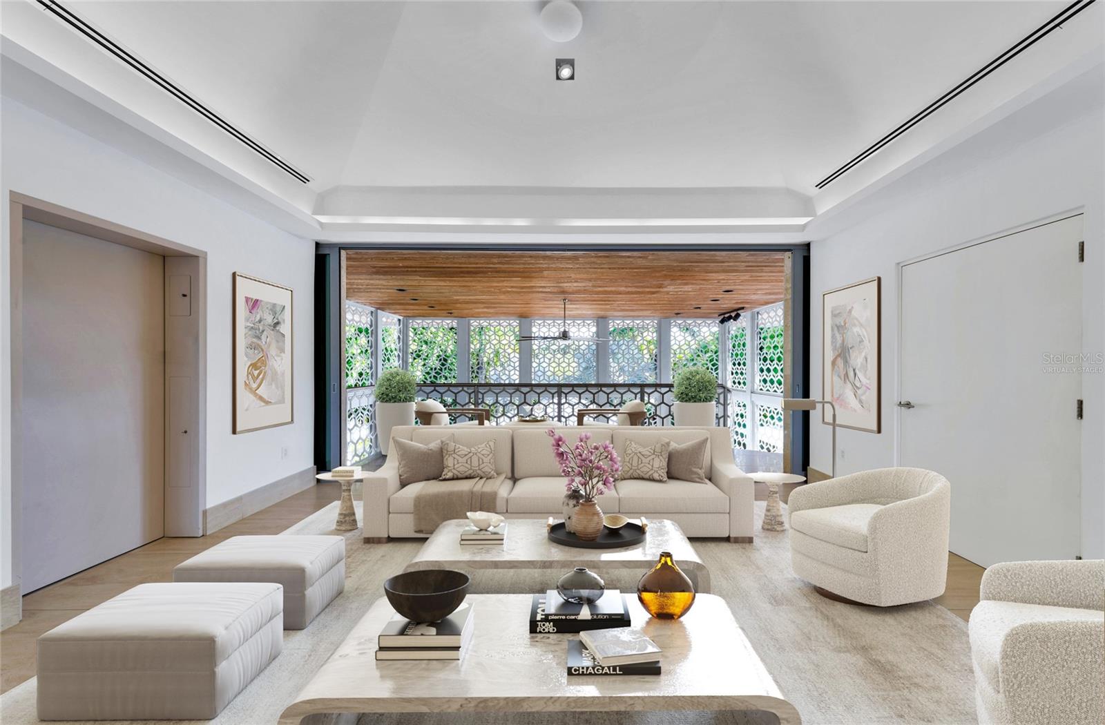 12 LAS ESTANCIAS RIO GRANDE, PR 00745