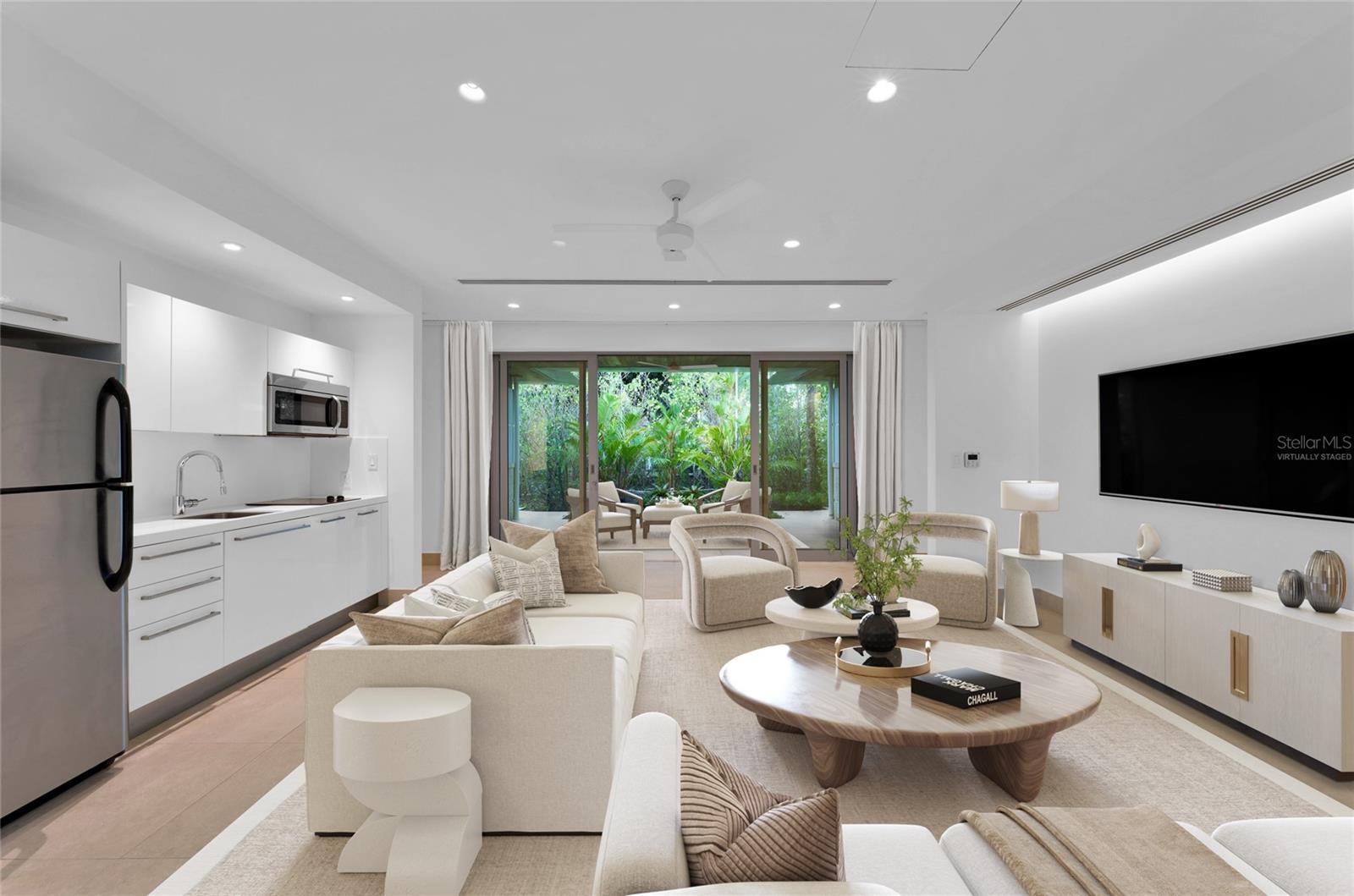 12 LAS ESTANCIAS RIO GRANDE, PR 00745