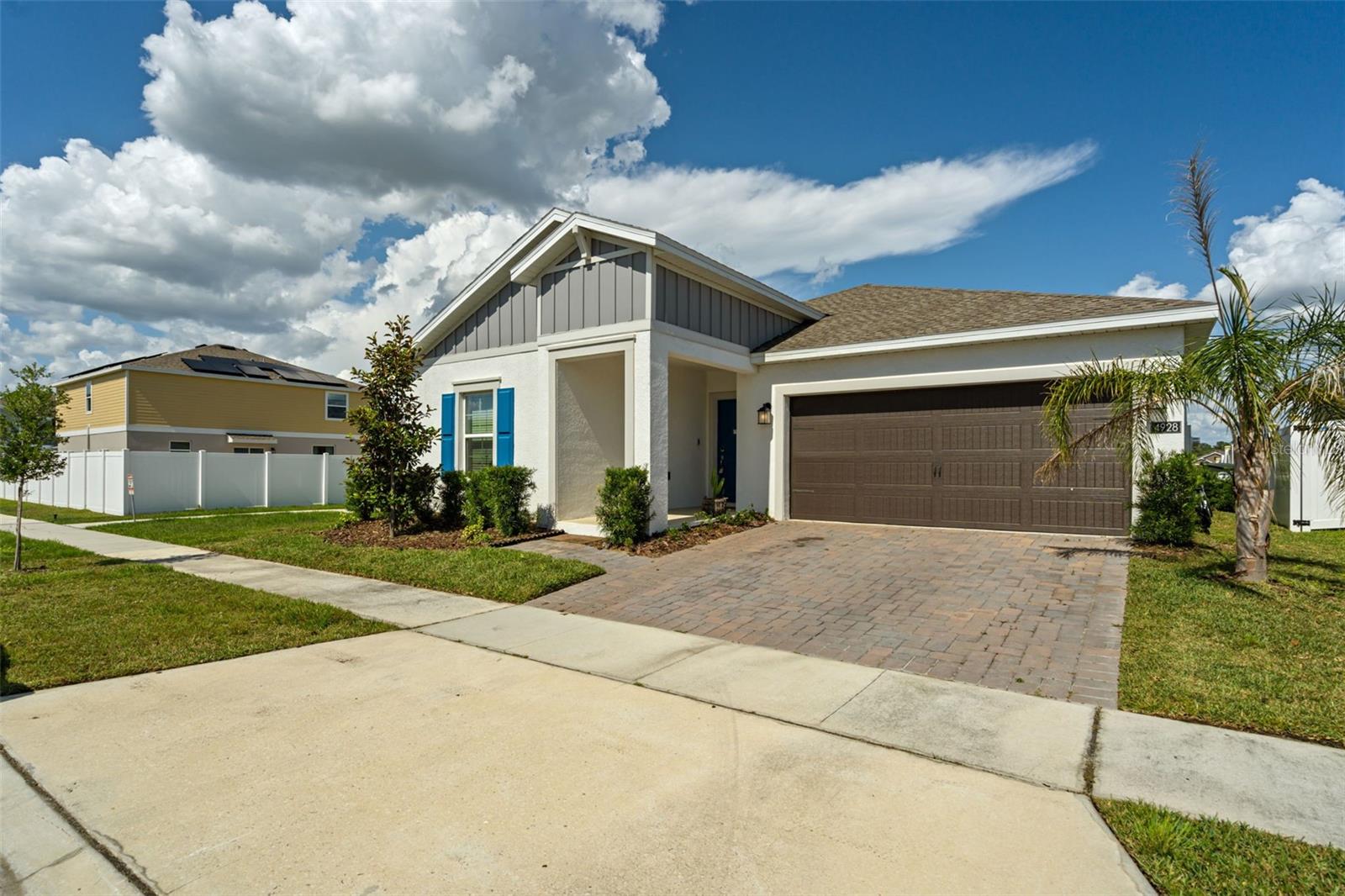 4928 WORCHESTER Dr KISSIMMEE, FL 34746