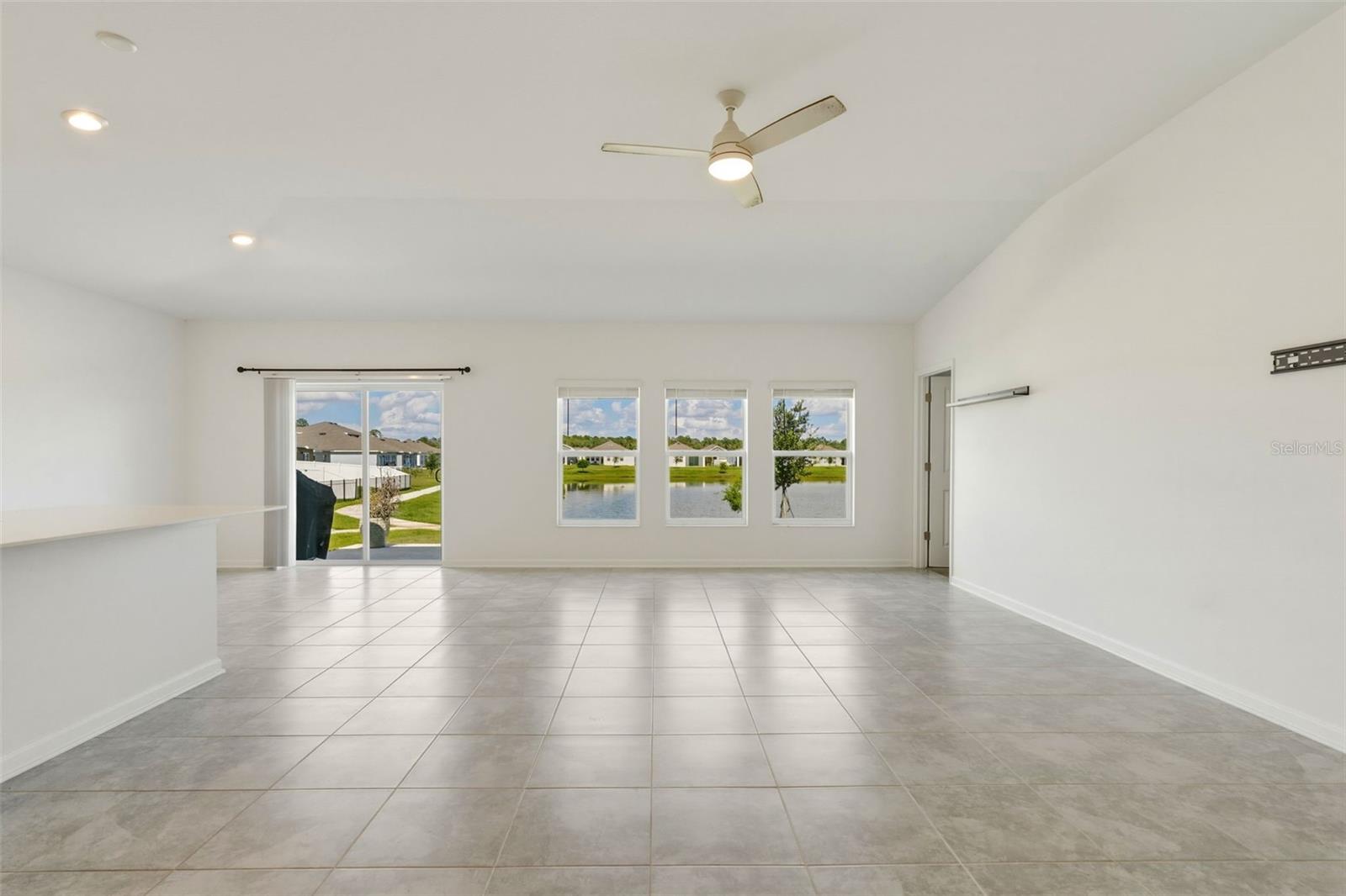 4928 WORCHESTER Dr KISSIMMEE, FL 34746