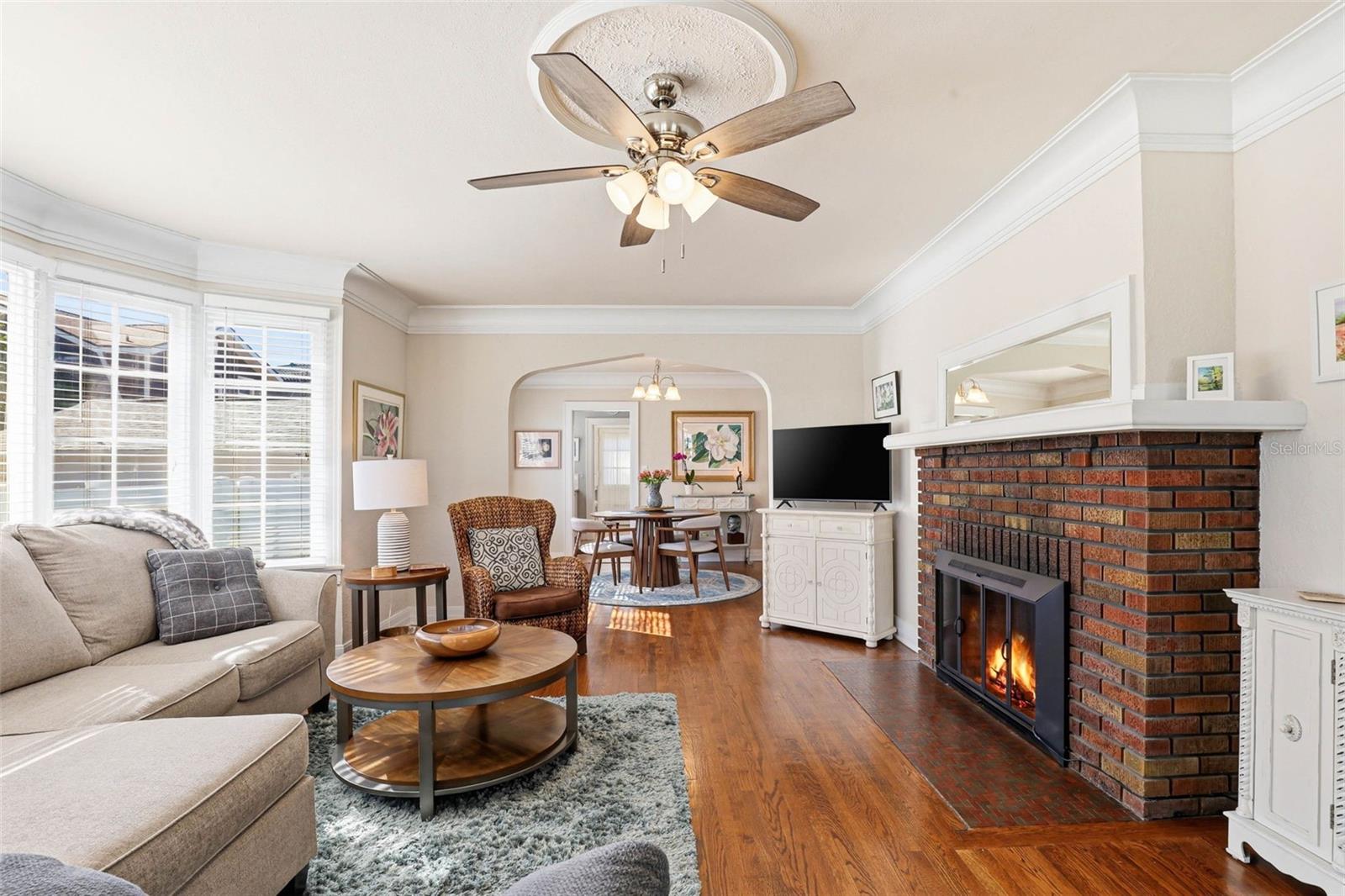 210 15TH Ave ST PETERSBURG, FL 33704