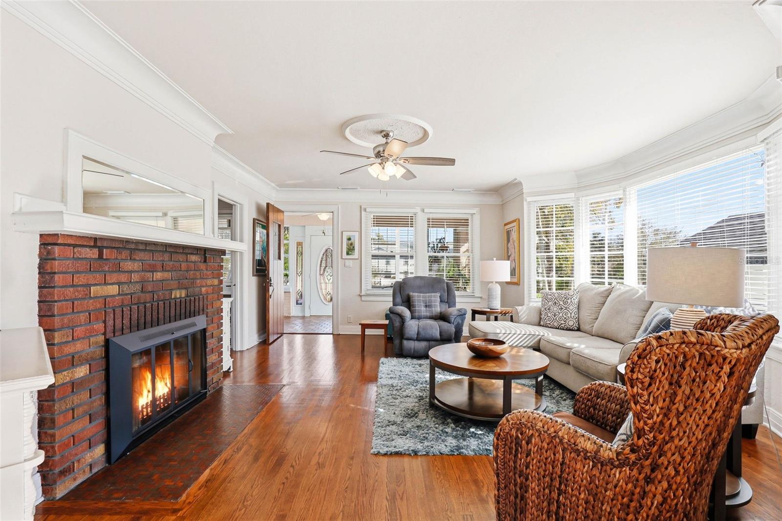 210 15TH Ave ST PETERSBURG, FL 33704