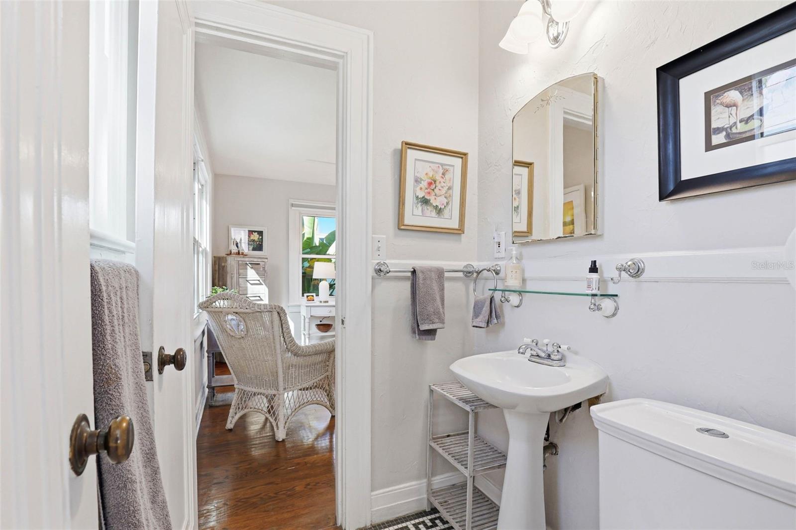 210 15TH Ave ST PETERSBURG, FL 33704