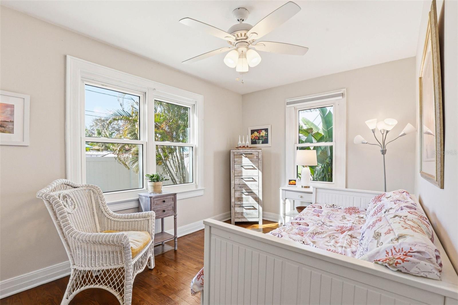 210 15TH Ave ST PETERSBURG, FL 33704