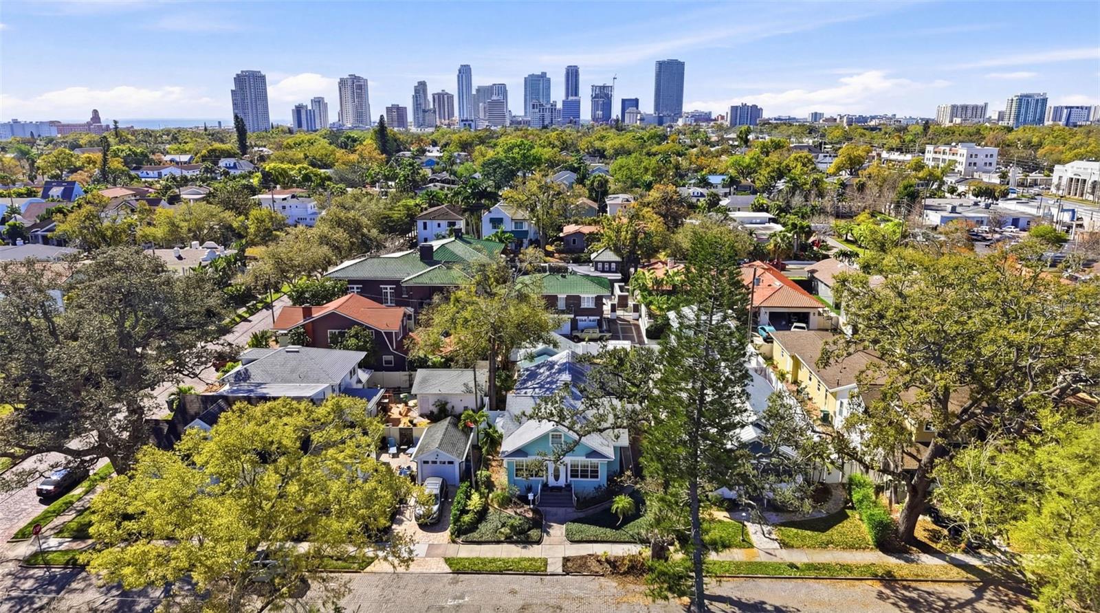 210 15TH Ave ST PETERSBURG, FL 33704