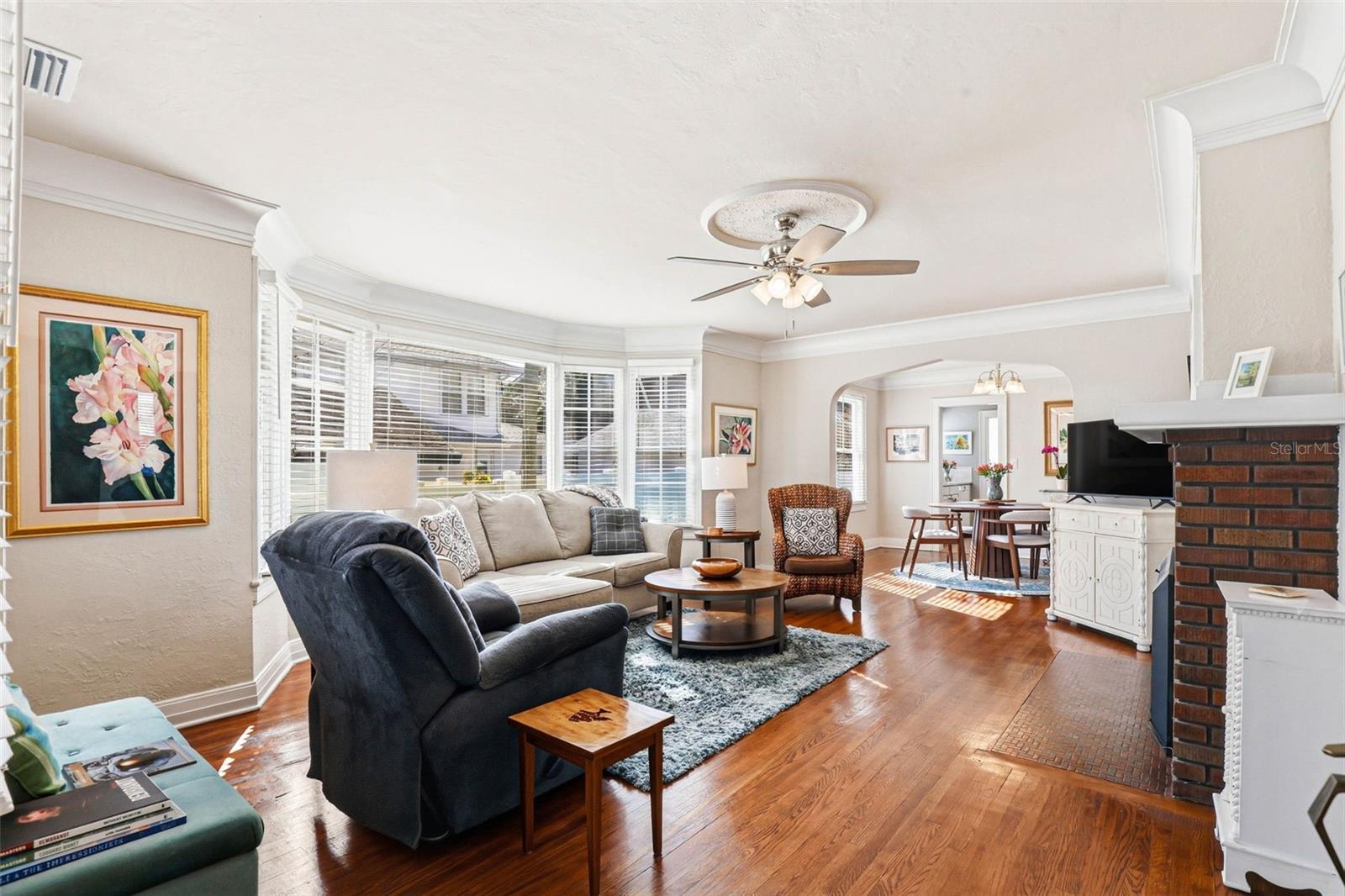 210 15TH Ave ST PETERSBURG, FL 33704