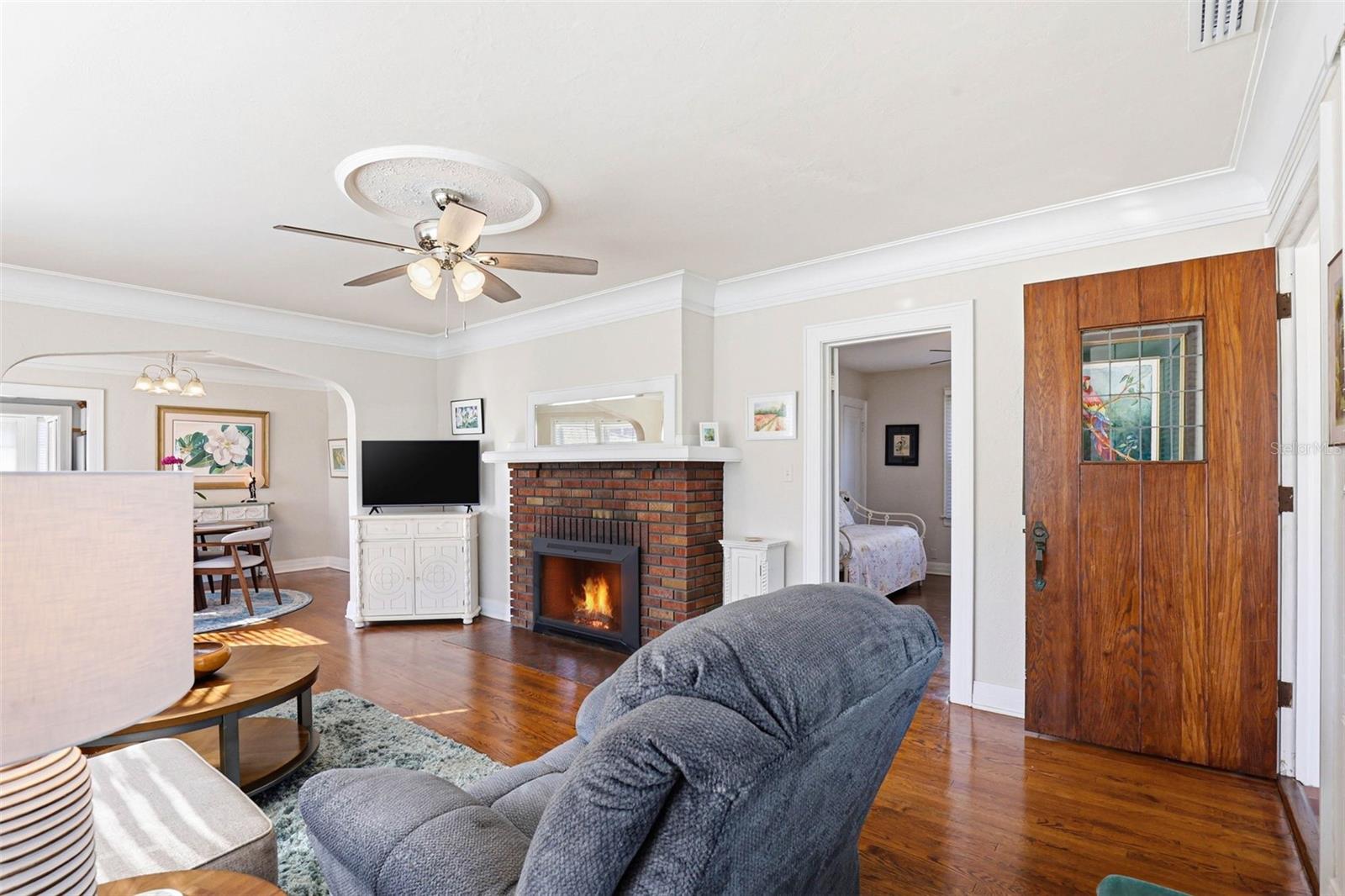 210 15TH Ave ST PETERSBURG, FL 33704