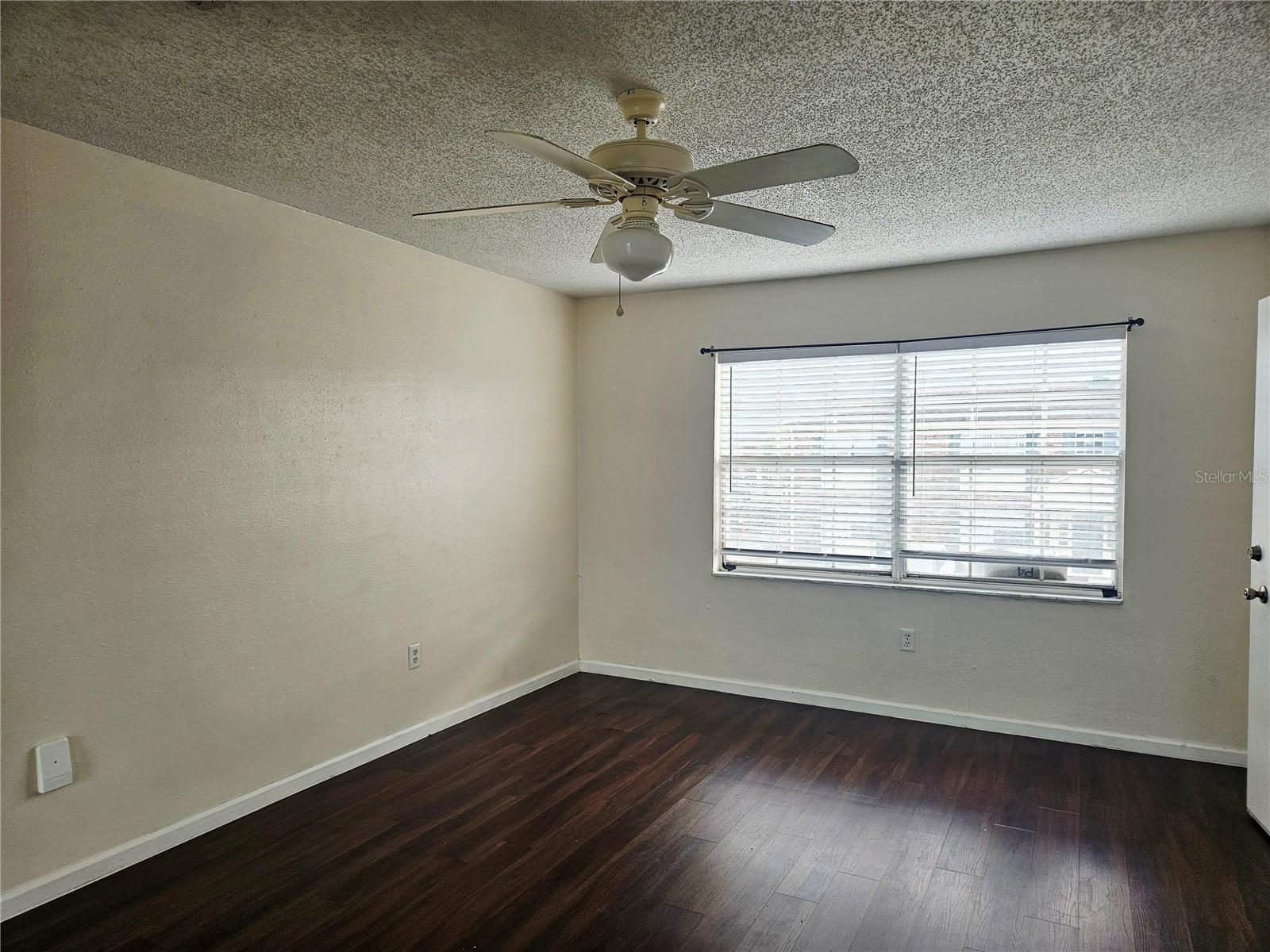 1920 E EDGEWOOD Dr #I12 LAKELAND, FL 33803