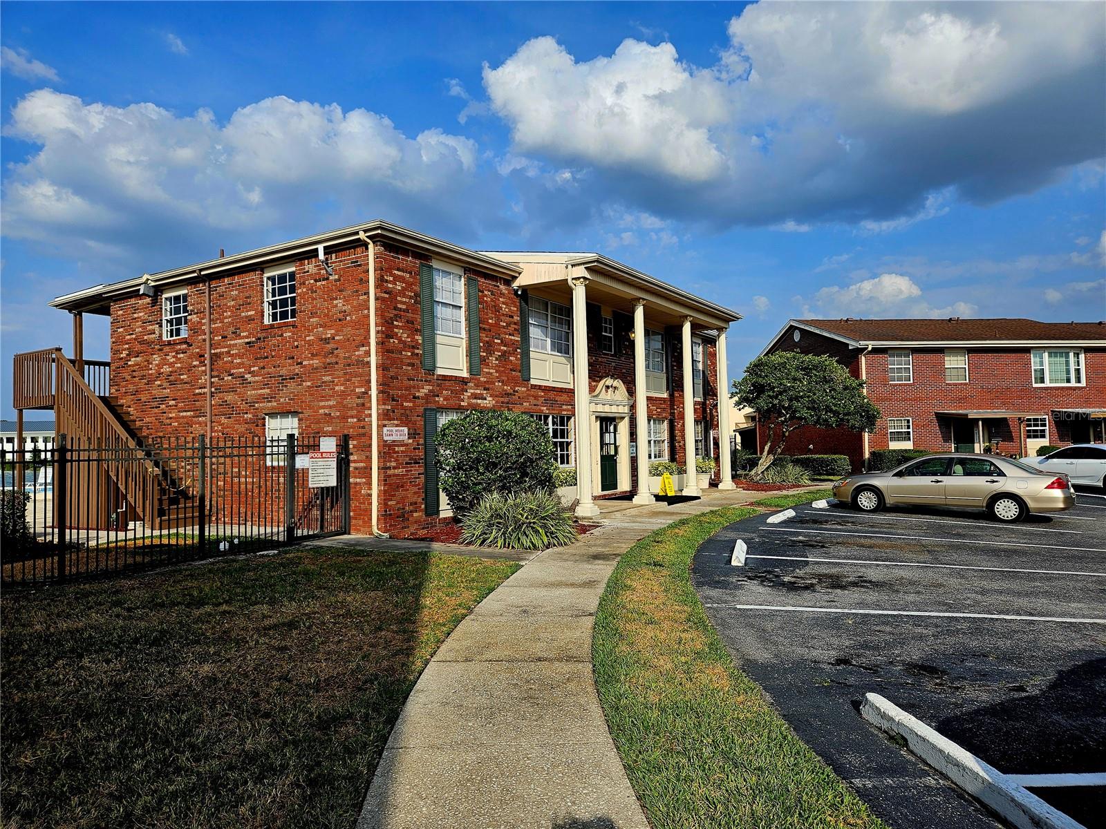 1920 E EDGEWOOD Dr #I12 LAKELAND, FL 33803