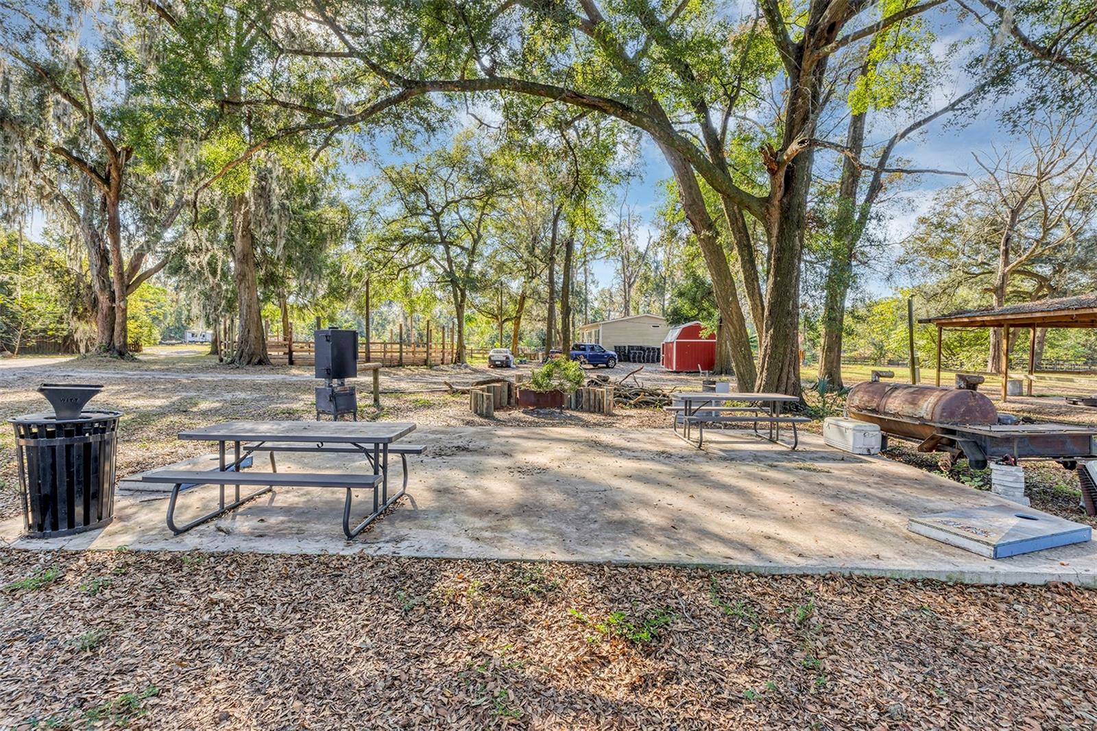 208 NE 70TH St OCALA, FL 34479