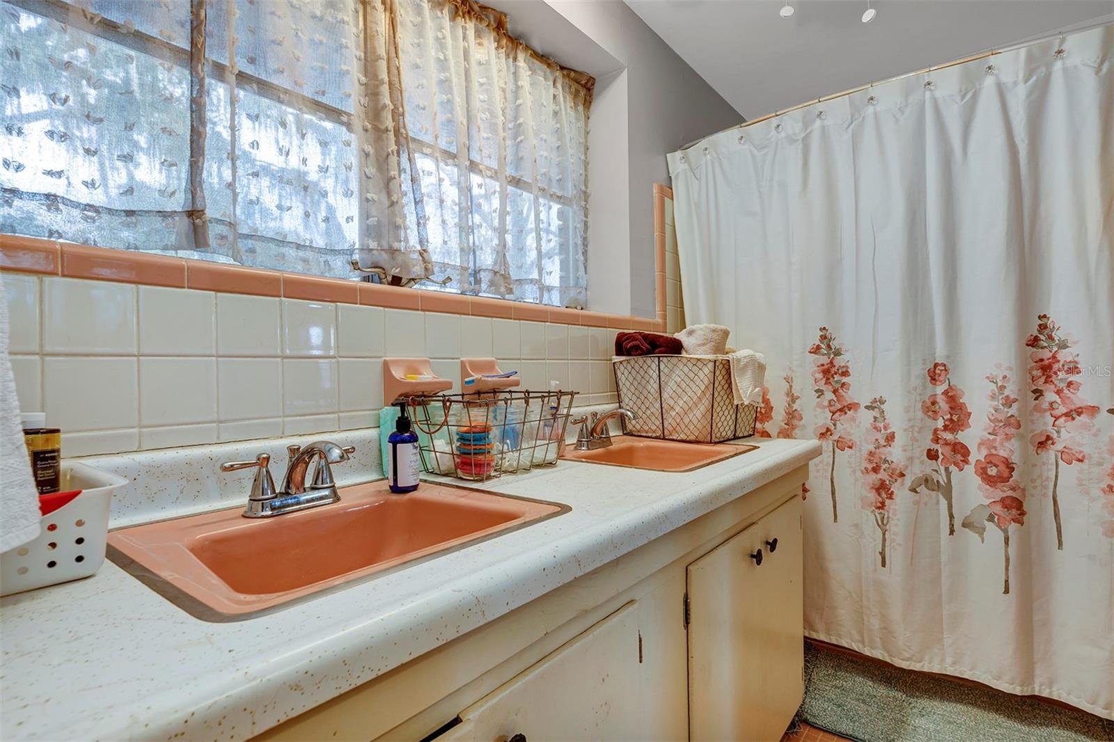 208 NE 70TH St OCALA, FL 34479