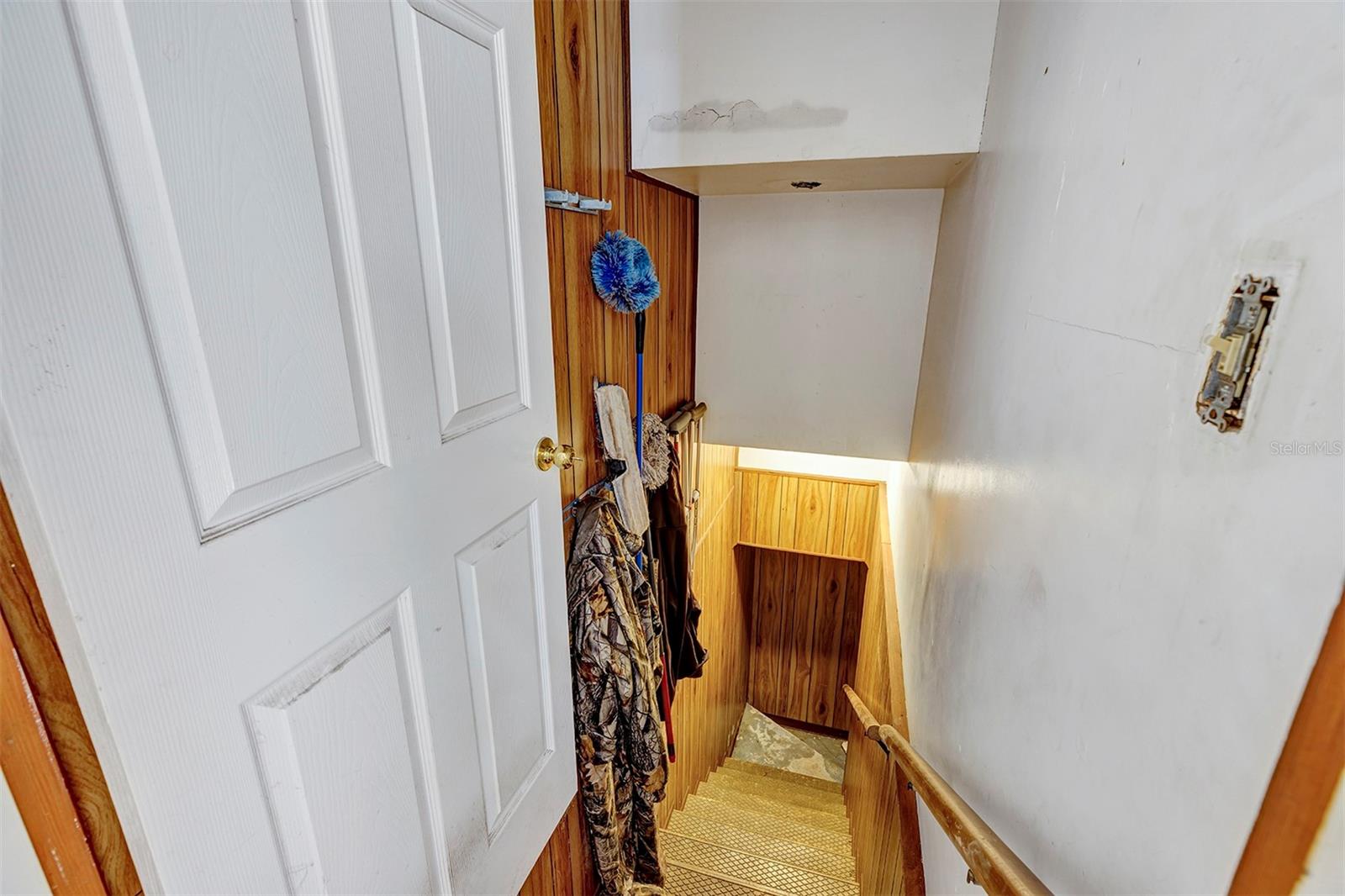 208 NE 70TH St OCALA, FL 34479