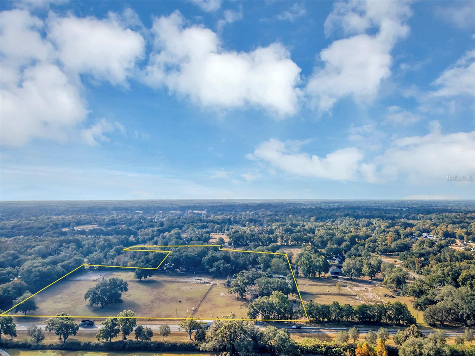 208 NE 70TH St OCALA, FL 34479