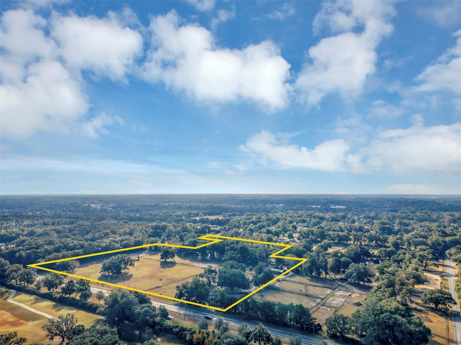 208 NE 70TH St OCALA, FL 34479