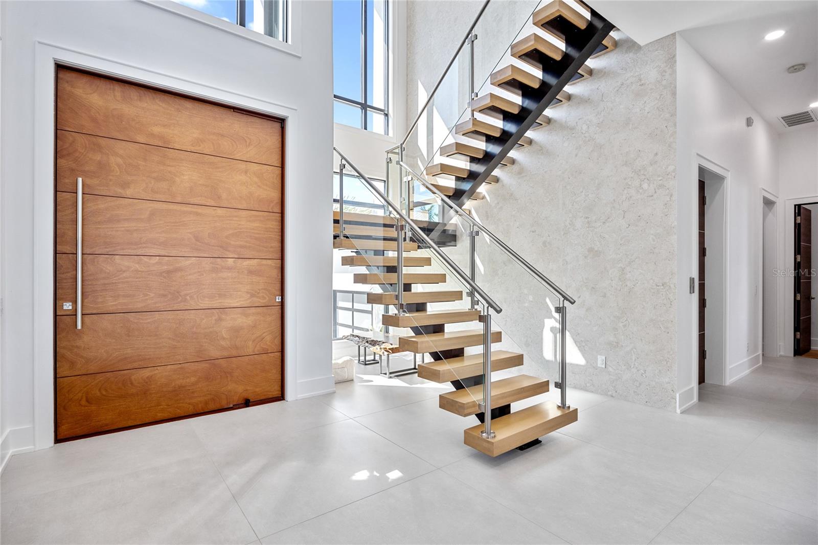 5237 61ST Ave ST PETERSBURG, FL 33715