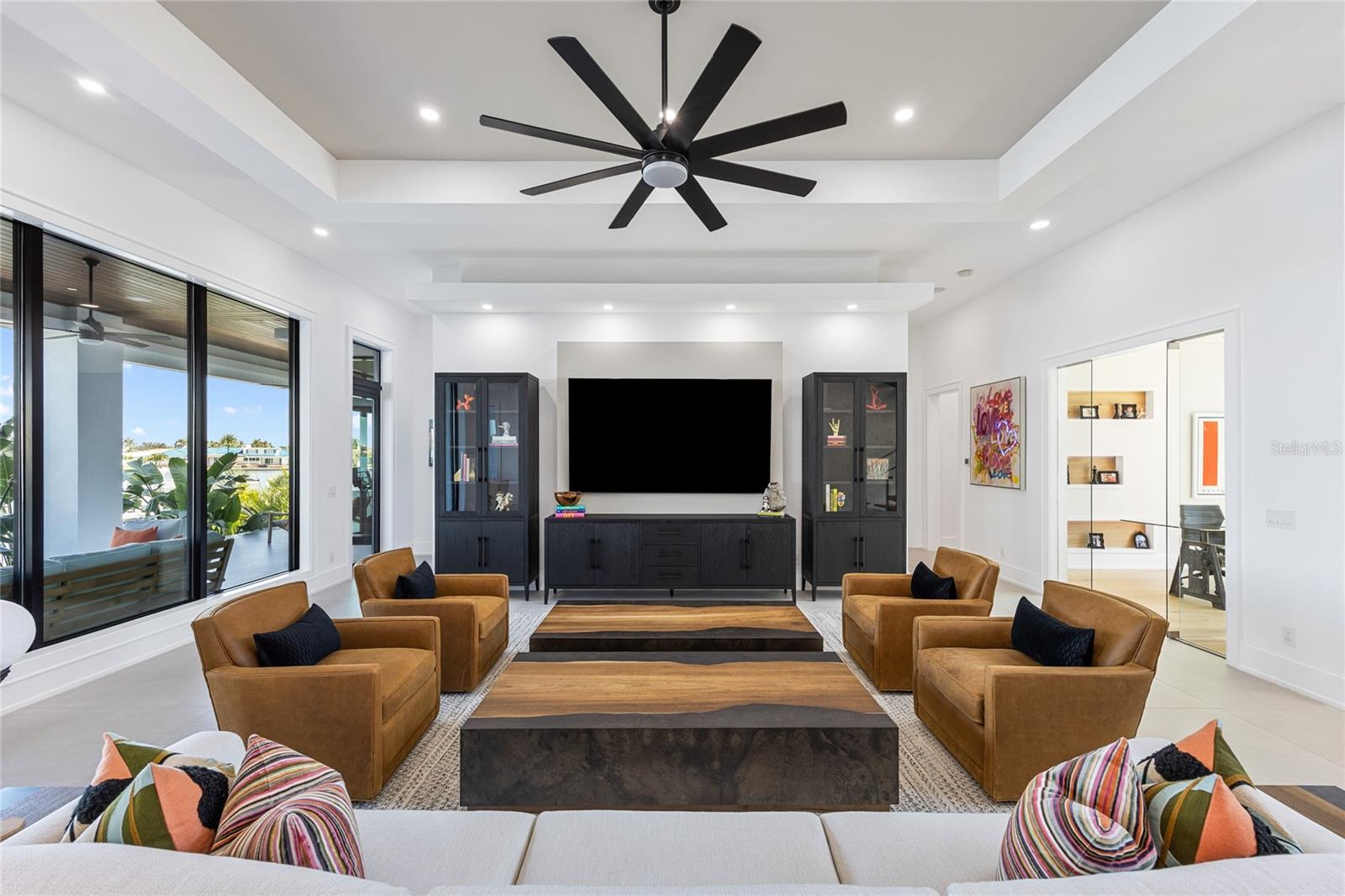 5237 61ST Ave ST PETERSBURG, FL 33715