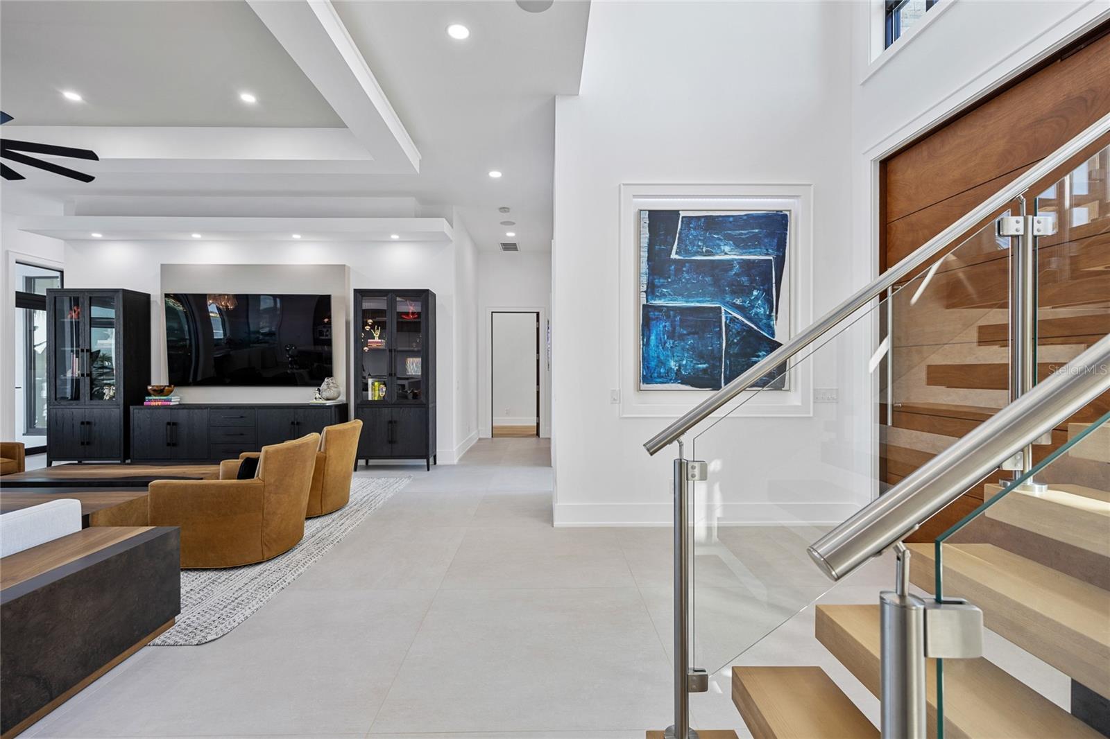 5237 61ST Ave ST PETERSBURG, FL 33715