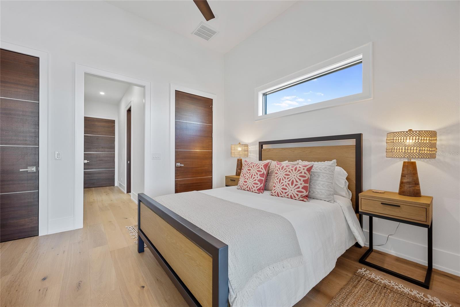 5237 61ST Ave ST PETERSBURG, FL 33715