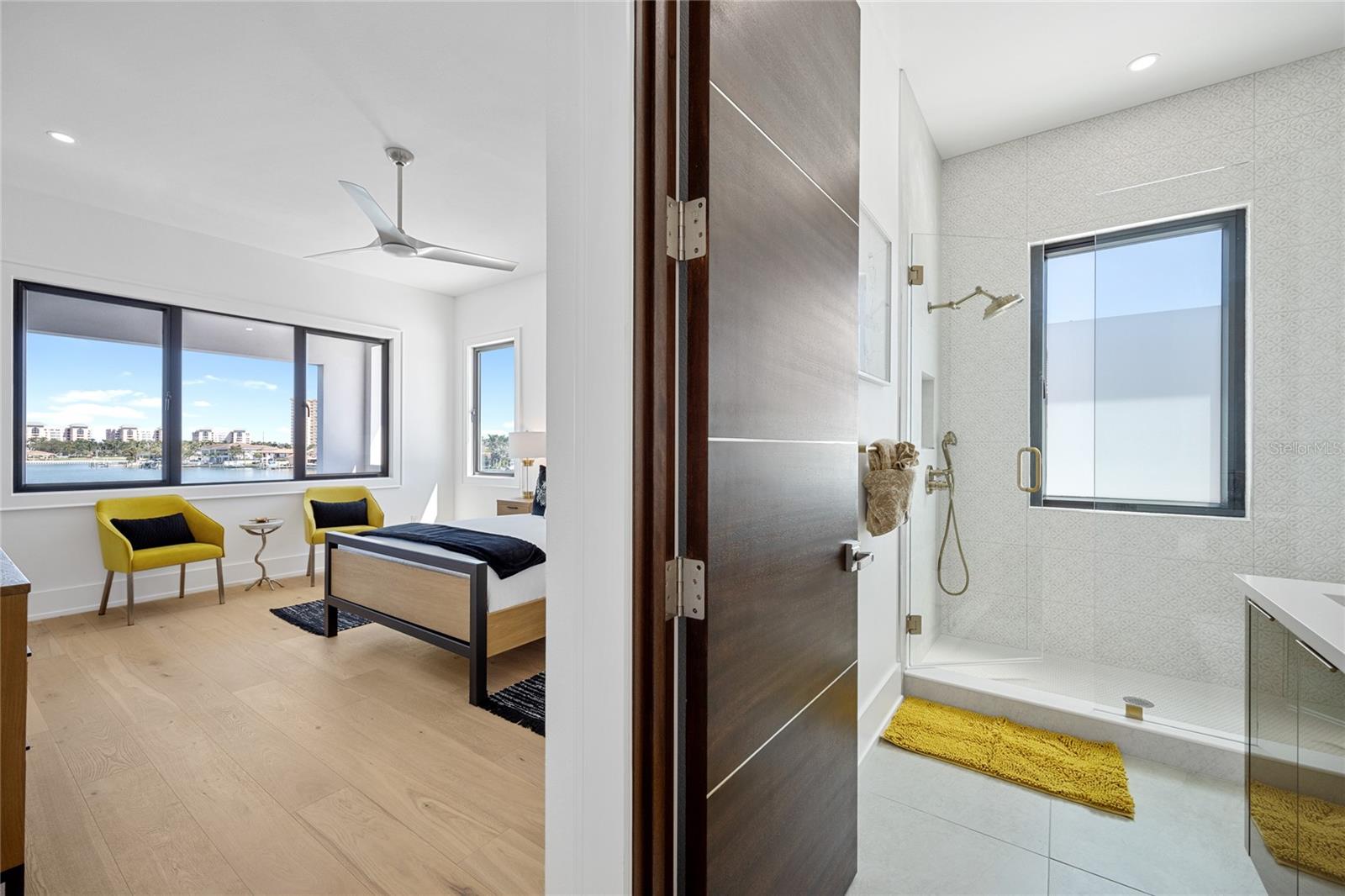 5237 61ST Ave ST PETERSBURG, FL 33715