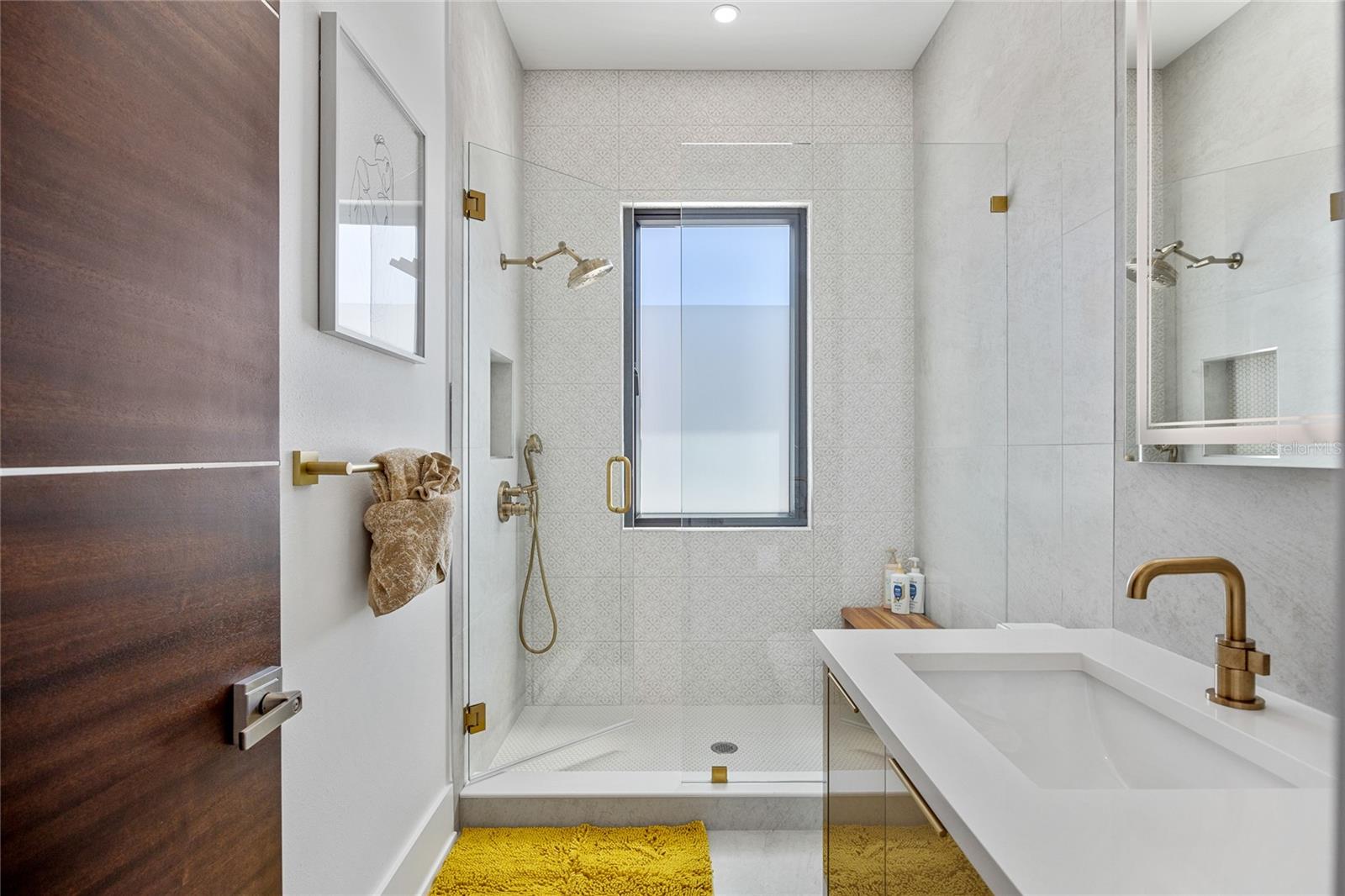 5237 61ST Ave ST PETERSBURG, FL 33715