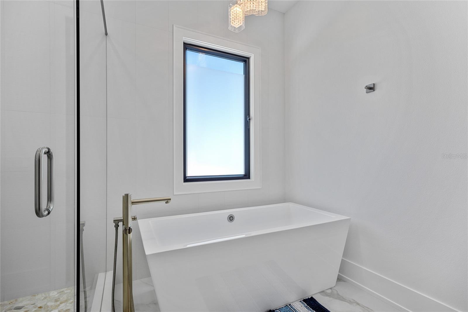 5237 61ST Ave ST PETERSBURG, FL 33715