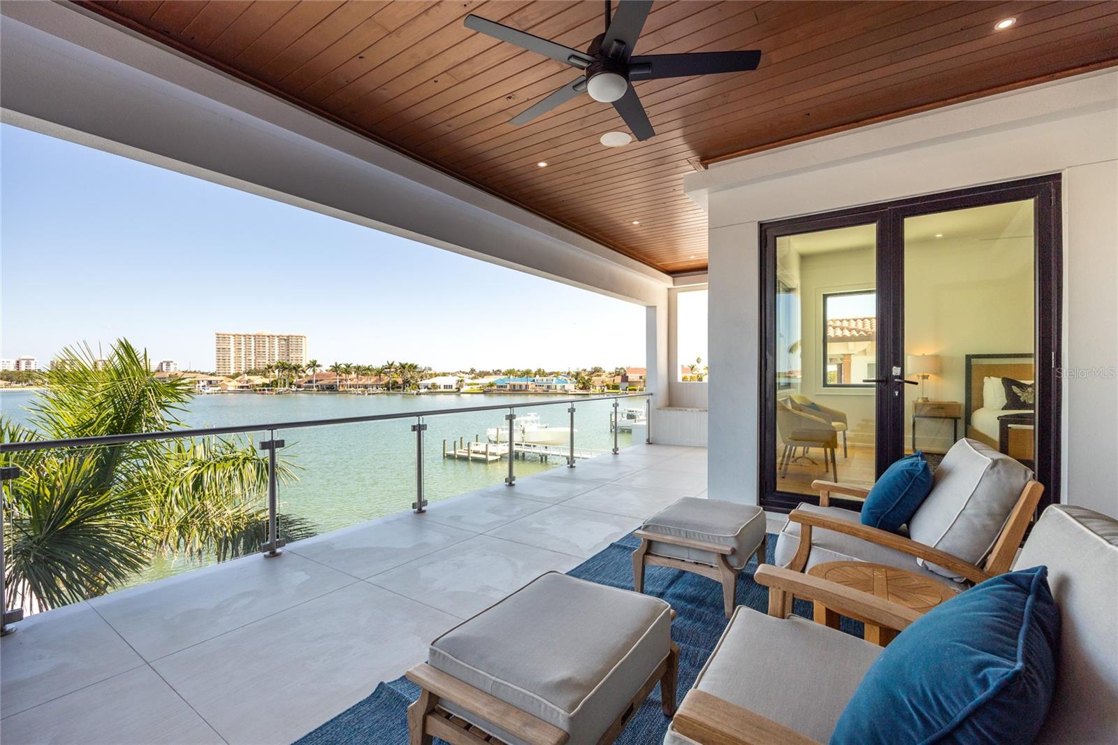 5237 61ST Ave ST PETERSBURG, FL 33715