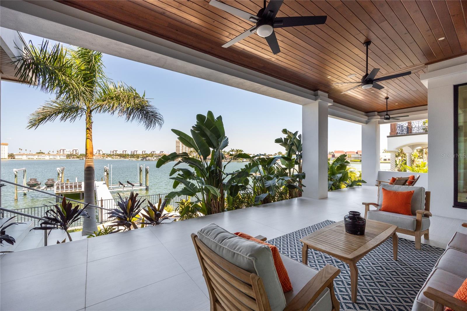 5237 61ST Ave ST PETERSBURG, FL 33715