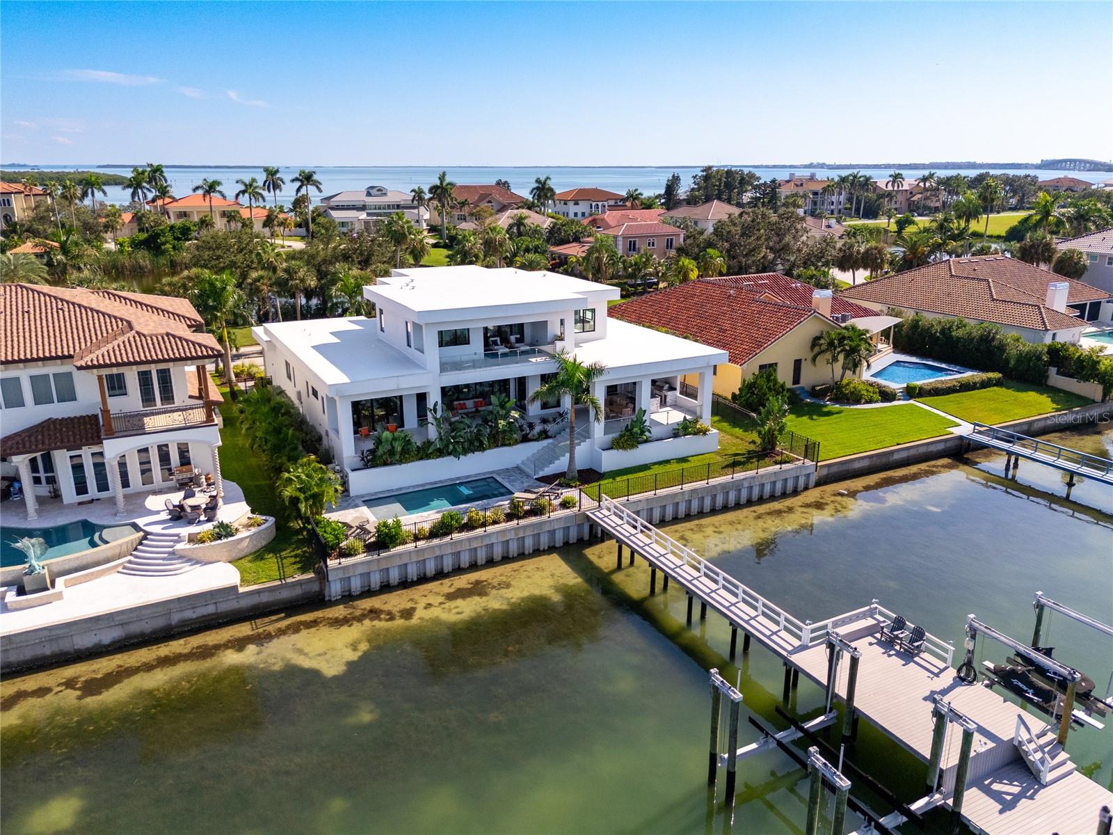 5237 61ST Ave ST PETERSBURG, FL 33715