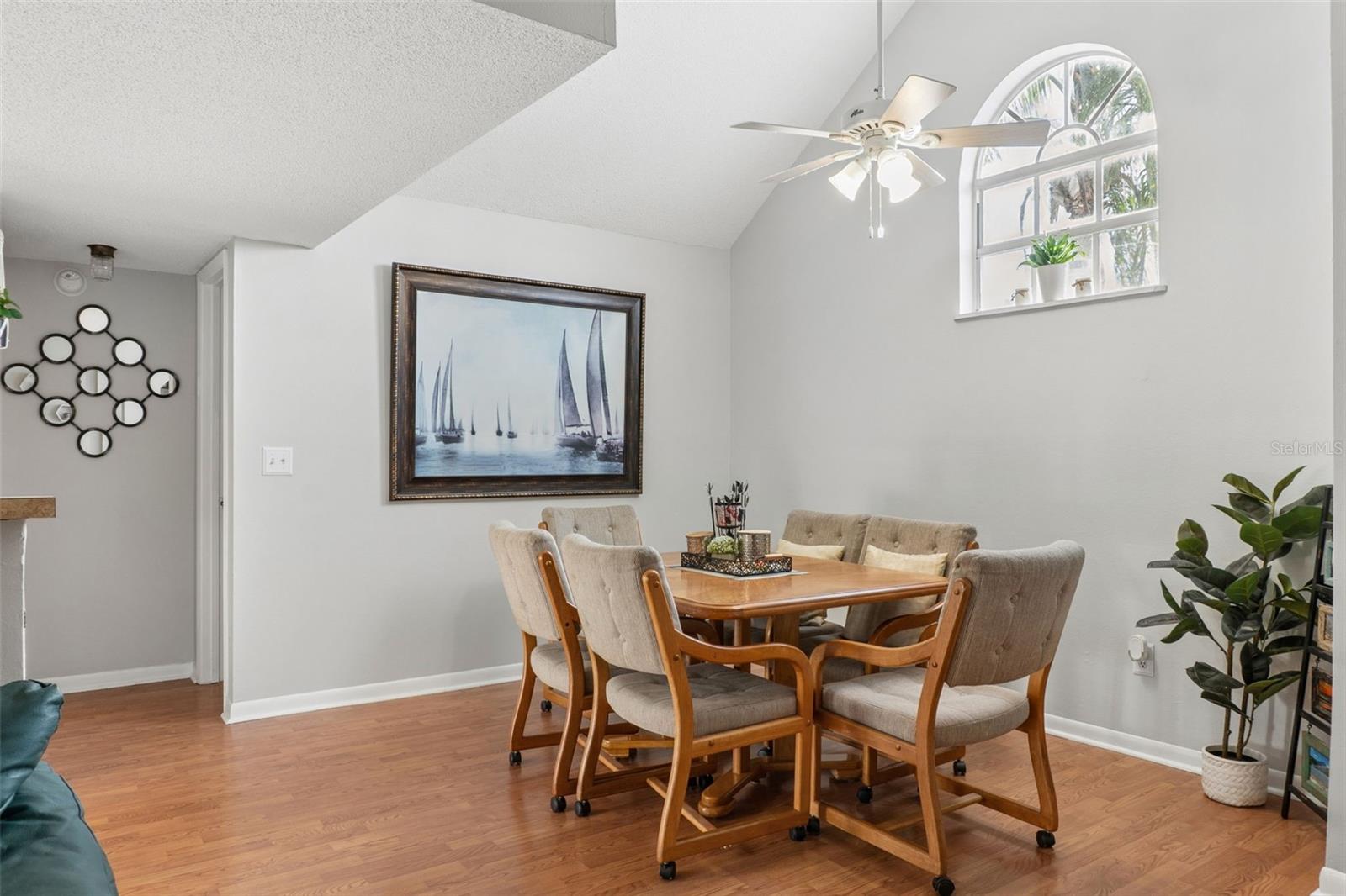 12231 ARMENIA GABLES Cir TAMPA, FL 33612