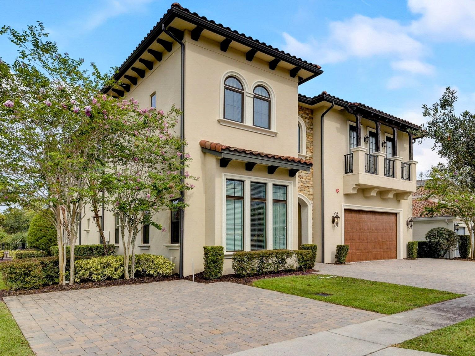 580 MUIRFIELD Cir